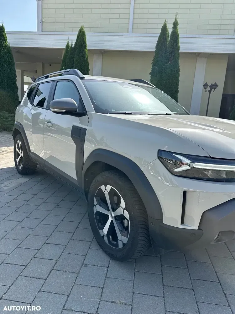 Dacia Duster III TCe 130 4X4 MHEV Journey — imagine 2