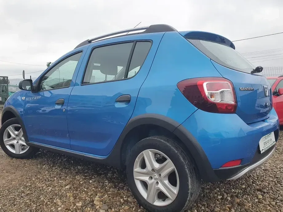 Dacia Sandero Stepway II dCi 90 Prestige — imagine 3
