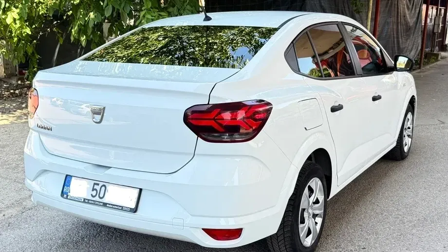 Dacia Logan III TCe 90 MT5 Essential — imagine 4
