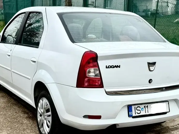Dacia Logan II 1.2 16V Laureate