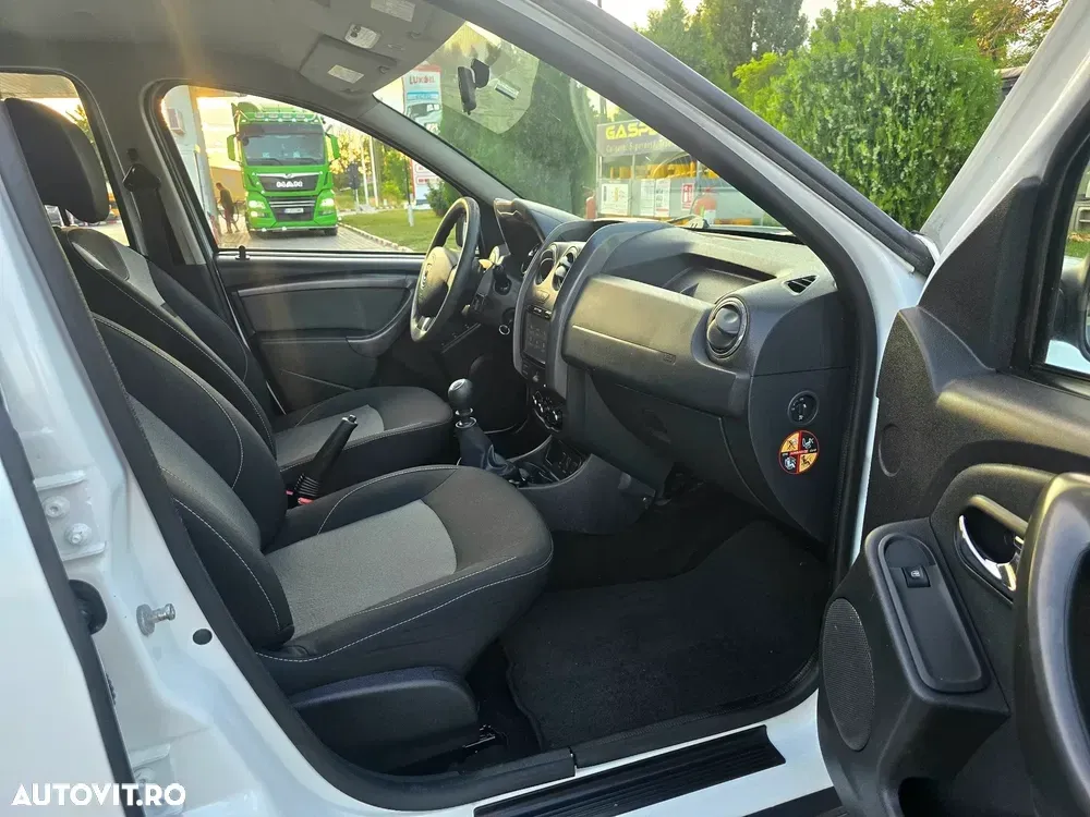 Dacia Duster dCi 110 FAP 4x2 Laureate — imagine 6