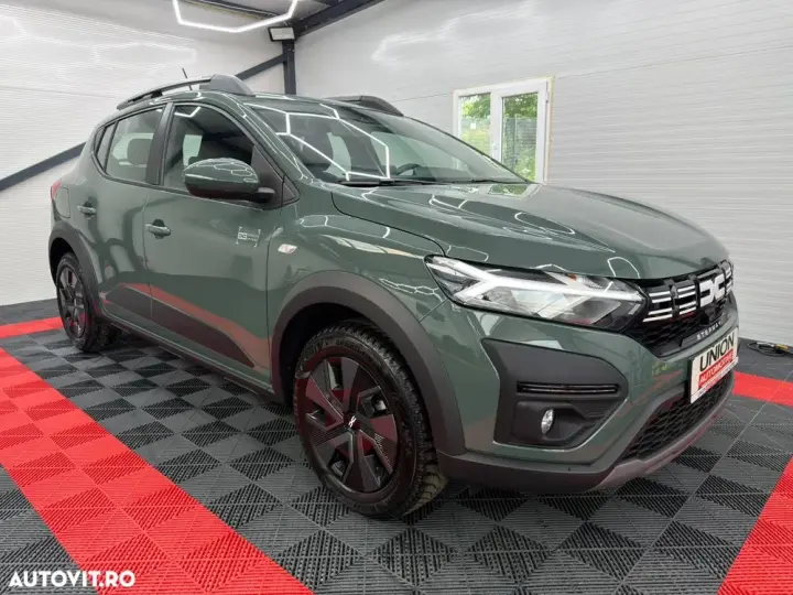 Dacia Sandero Stepway III TCe 90 MT6 Expression