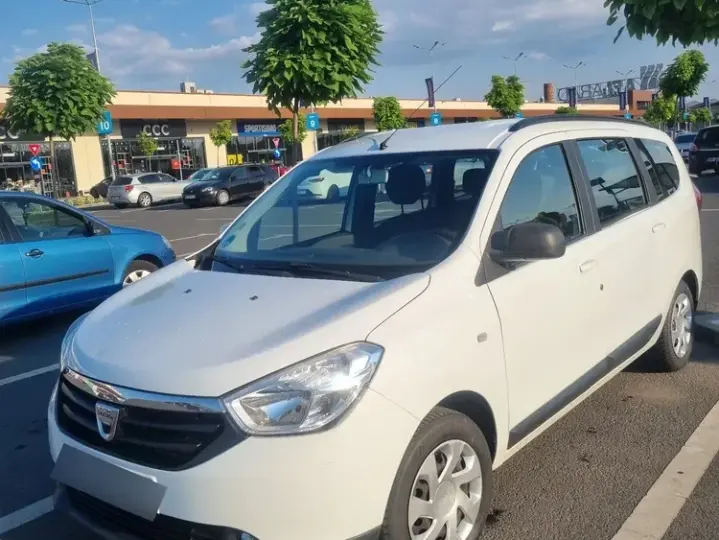 Dacia Lodgy