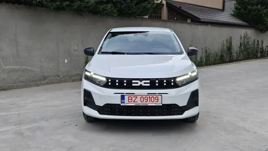 Dacia Logan TCe 100 Essential — imagine 3