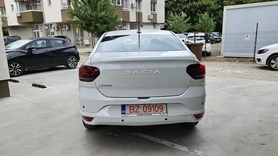 Dacia Logan TCe 100 Essential — imagine 6