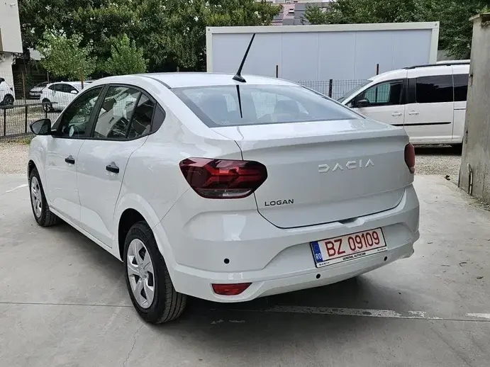 Dacia Logan TCe 100 Essential