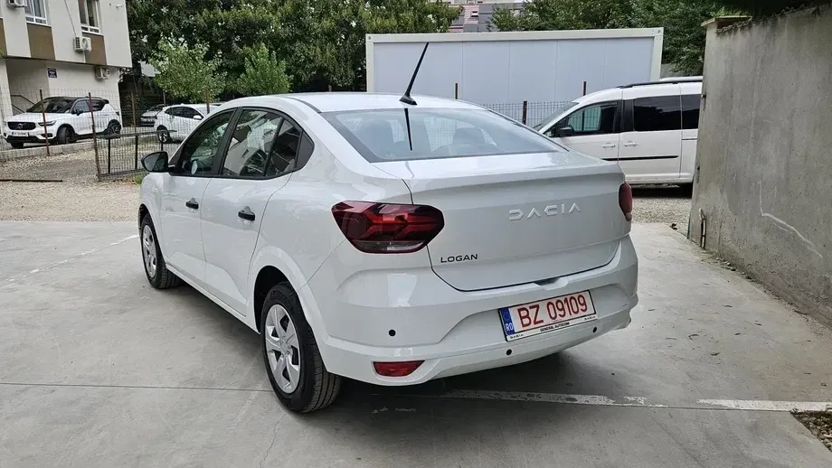 Dacia Logan TCe 100 Essential — imagine 5