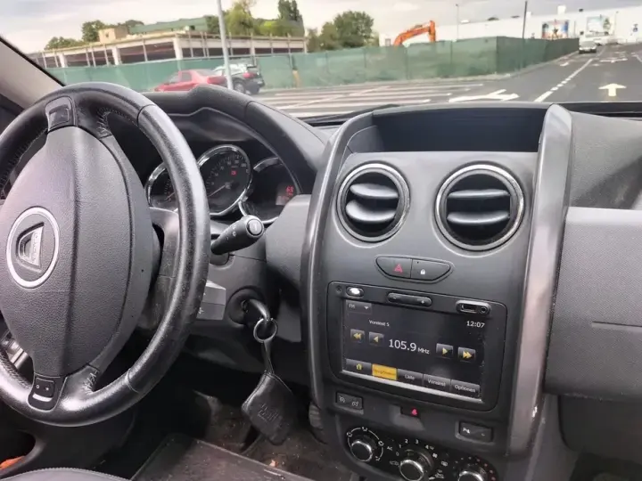 Dacia Duster I 1.5 dCi 4x2 Laureate