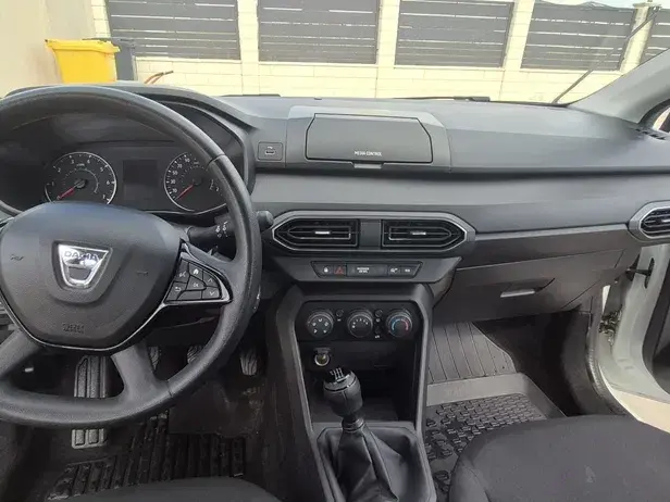 Dacia Logan III