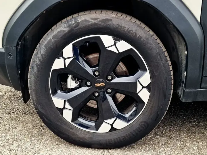 Dacia Duster III HEV 140 Extreme