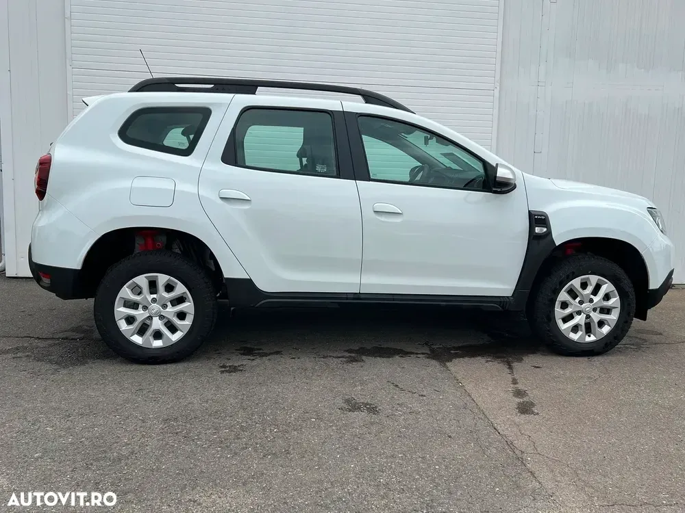 Dacia Duster Blue dCi 115 4WD Comfort — imagine 4