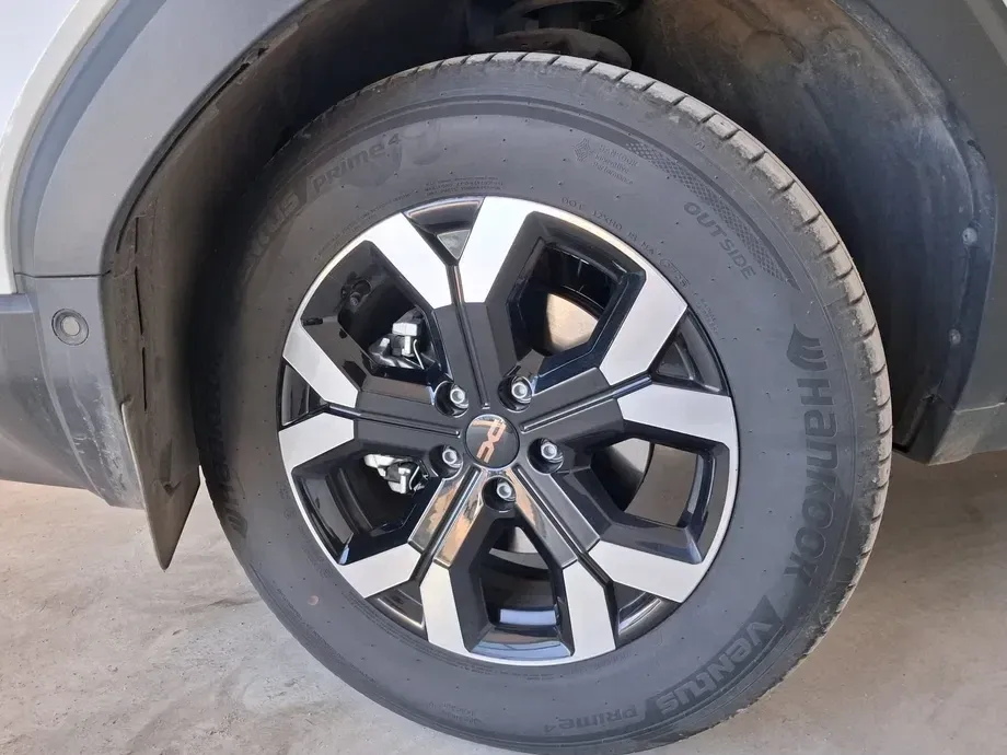 Dacia Duster HEV 140 Extreme — imagine 4