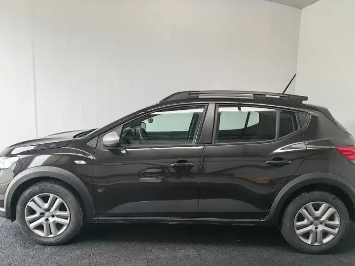 Dacia Sandero Stepway III TCe 90 MT6 Expression