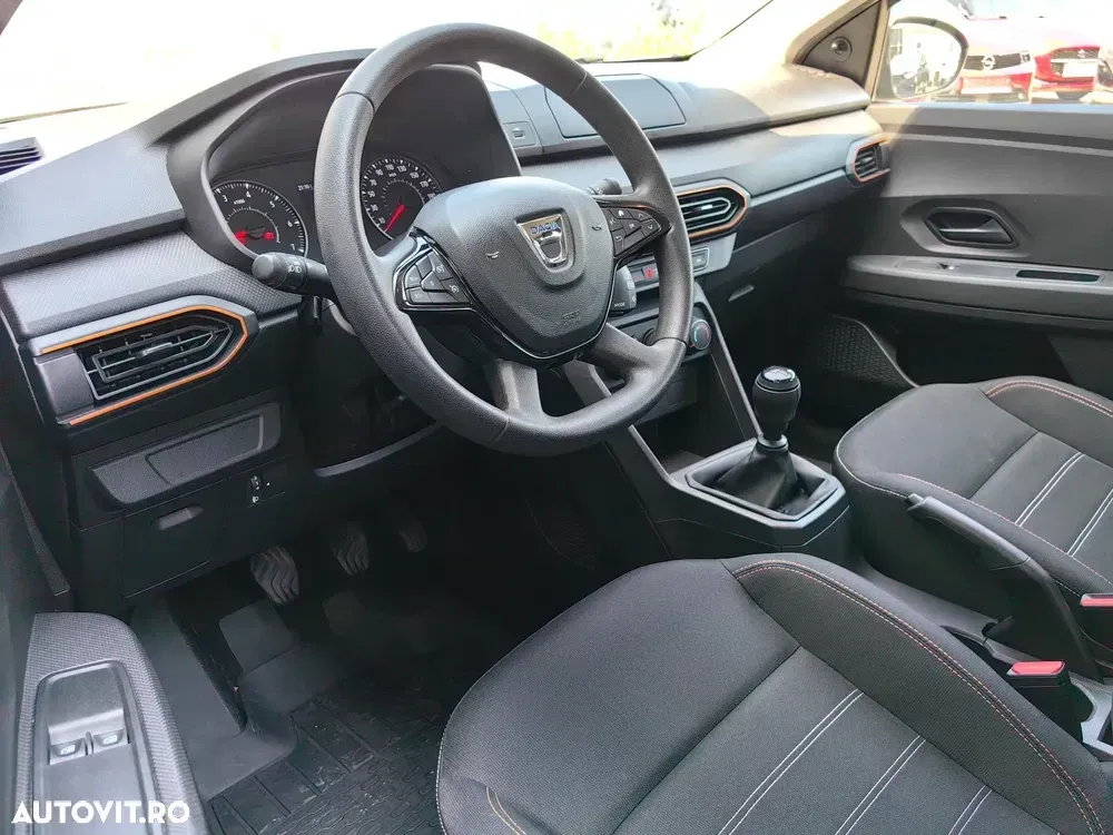 Dacia Sandero TCe 90 MT6 Comfort — imagine 4