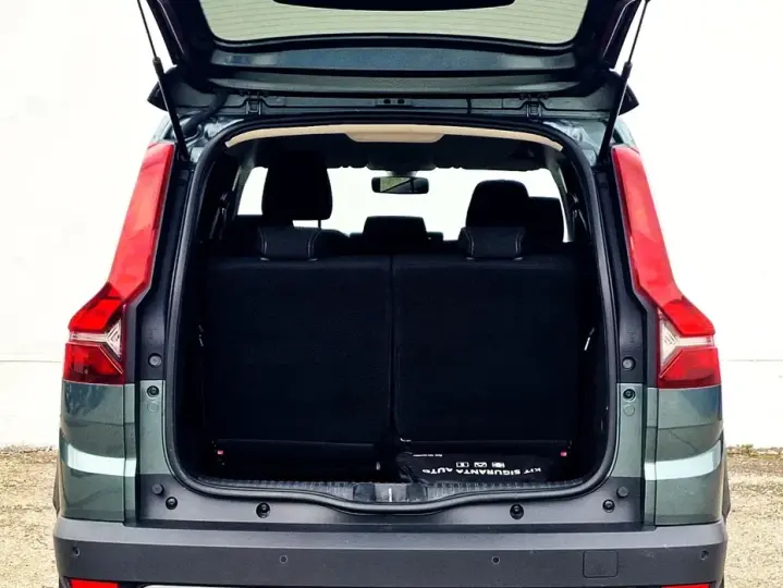 Dacia Jogger 7 locuri TCe 110 Extreme+