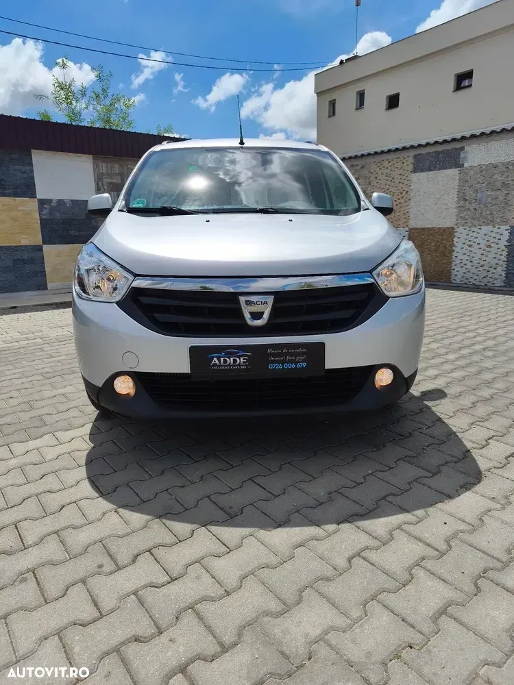 Dacia Lodgy dCi 90 Laureate — imagine 5
