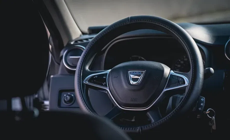 Dacia Duster 1.5 dCi 4x2 Laureate — imagine 6