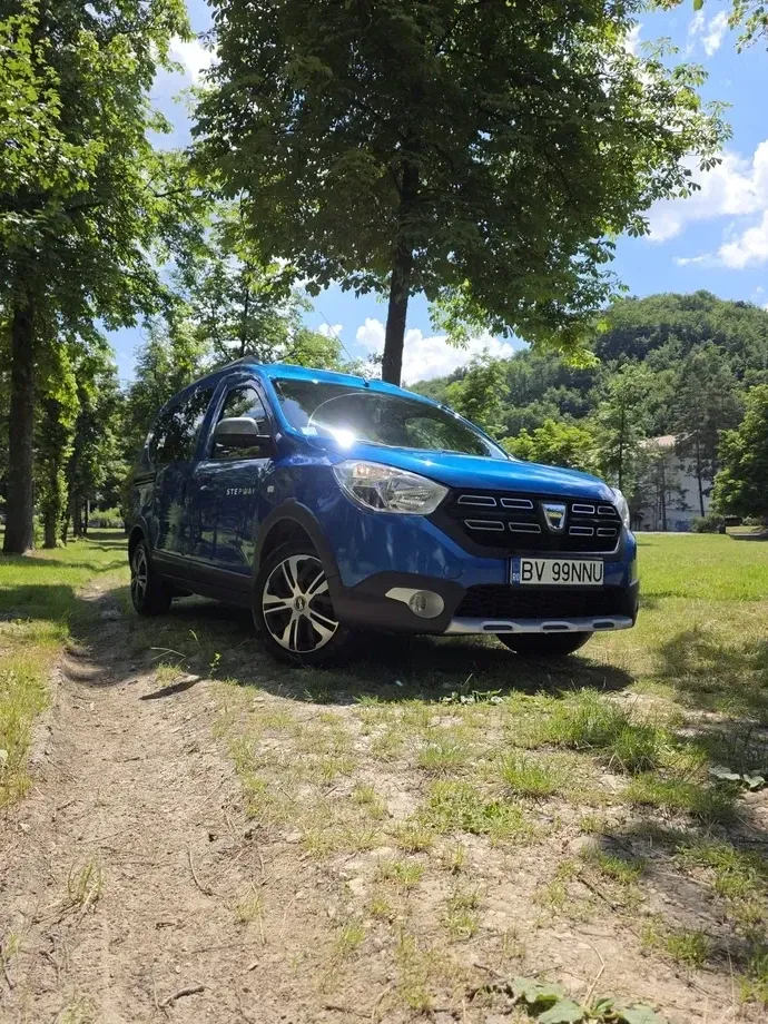 Dacia Dokker 1.2 TCe 115 CP Stepway — imagine 3