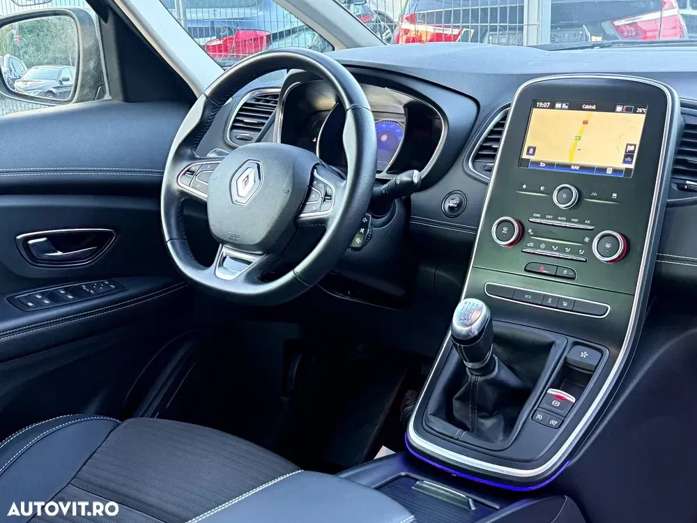 Renault Scénic BLUE dCi 120 BUSINESS EDITION — imagine 5