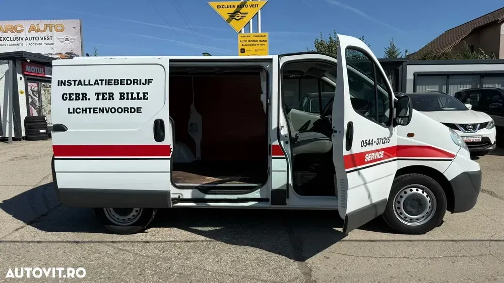 Renault Trafic — imagine 5