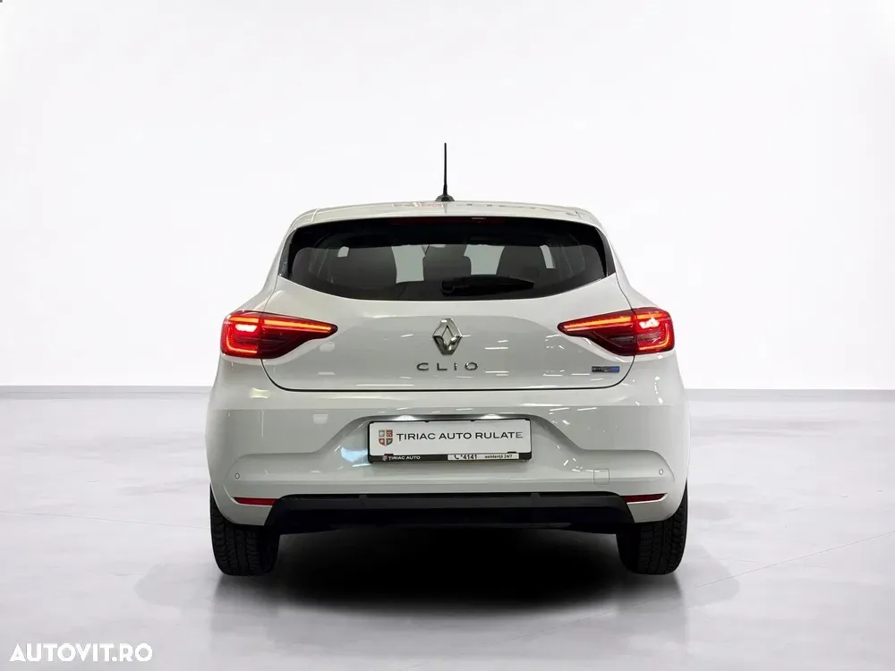 Renault Clio — imagine 4