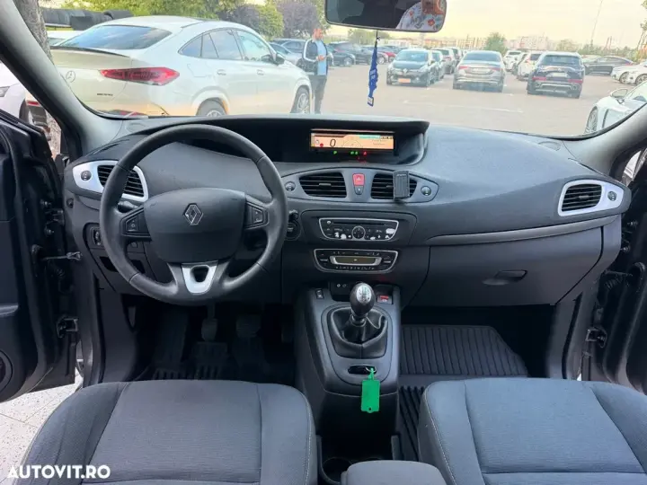 Renault Grand Scenic dCi 130 FAP Bose Edition