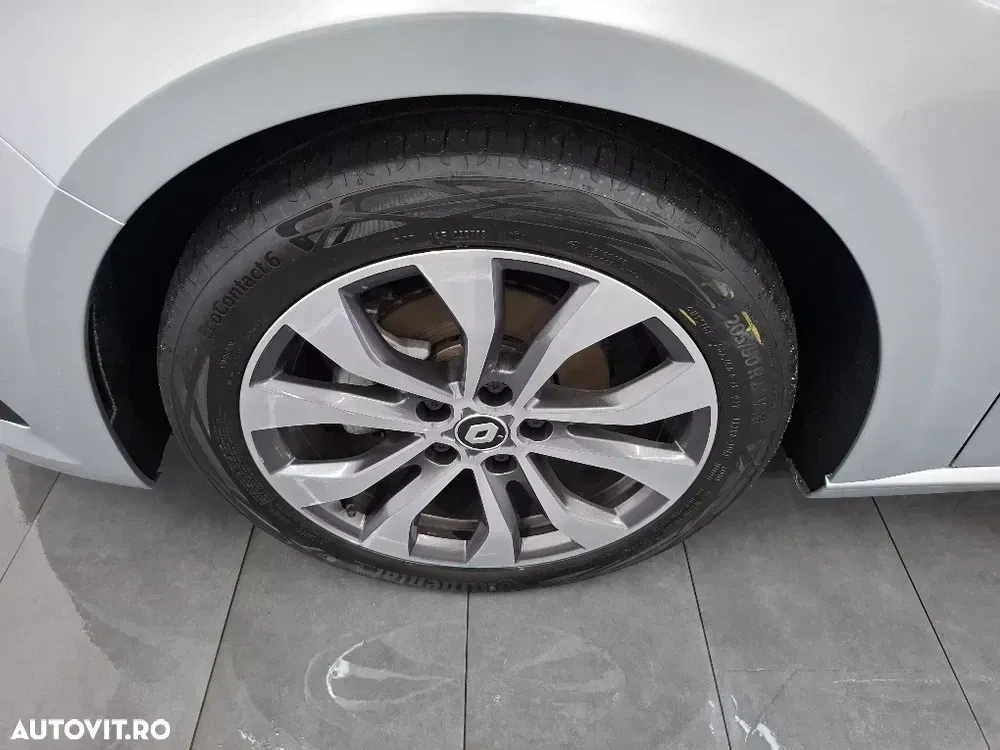 Renault Mégane IV TCe 140 GPF Techno — imagine 4