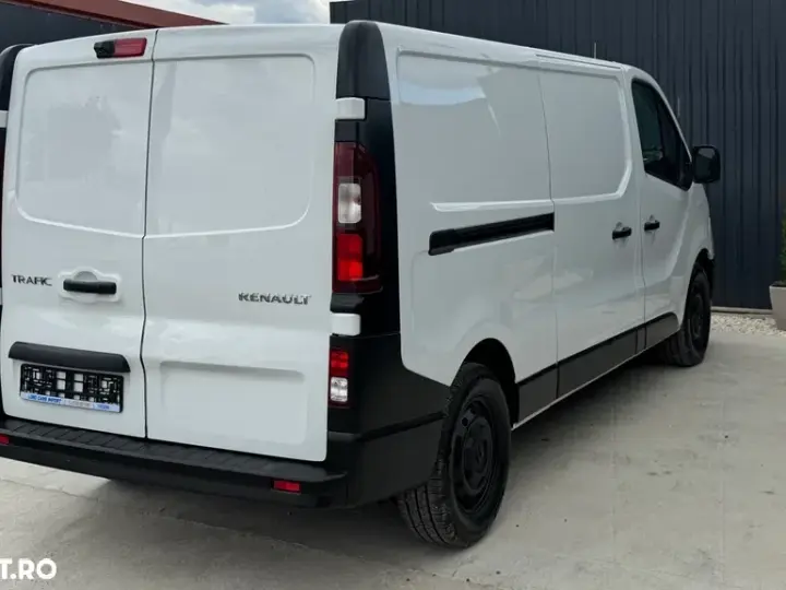 Renault Trafic 2.0 Blue dCi 146 Furgon Cabina Dubla L2H1 Authentique