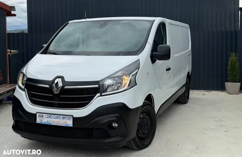 Renault Trafic 2.0 Blue dCi 146 Furgon Cabina Dubla L2H1 Authentique — imagine 3