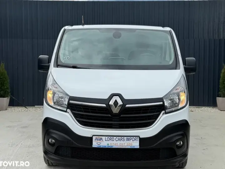 Renault Trafic 2.0 Blue dCi 146 Furgon Cabina Dubla L2H1 Authentique