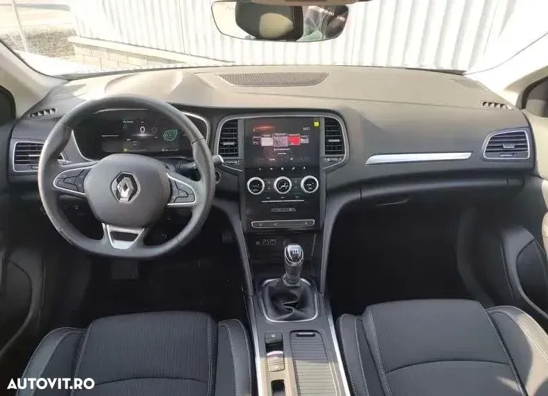 Renault Mégane IV TCe 140 GPF Intens — imagine 5