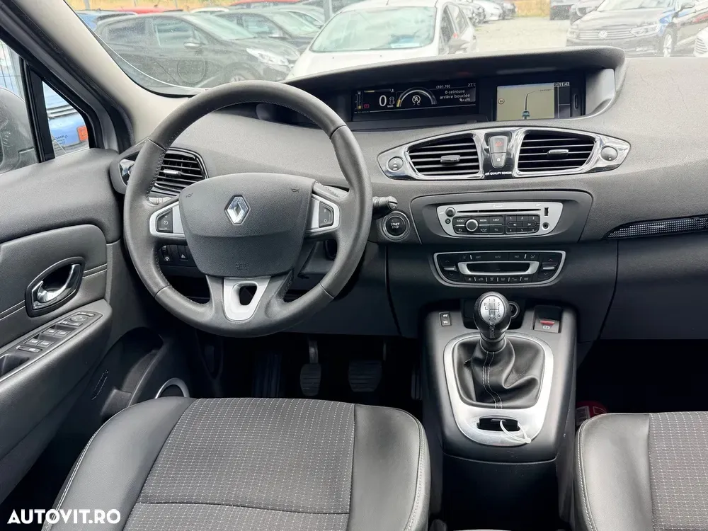 Renault Scénic — imagine 5