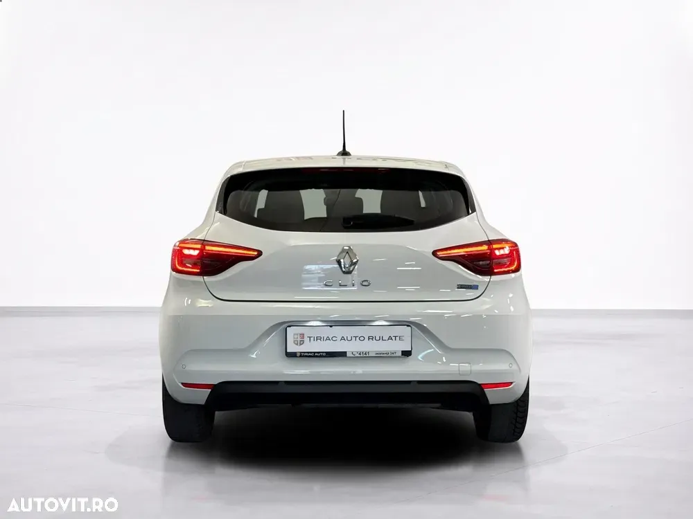 Renault Clio V full hybrid 145 Equilibre — imagine 4