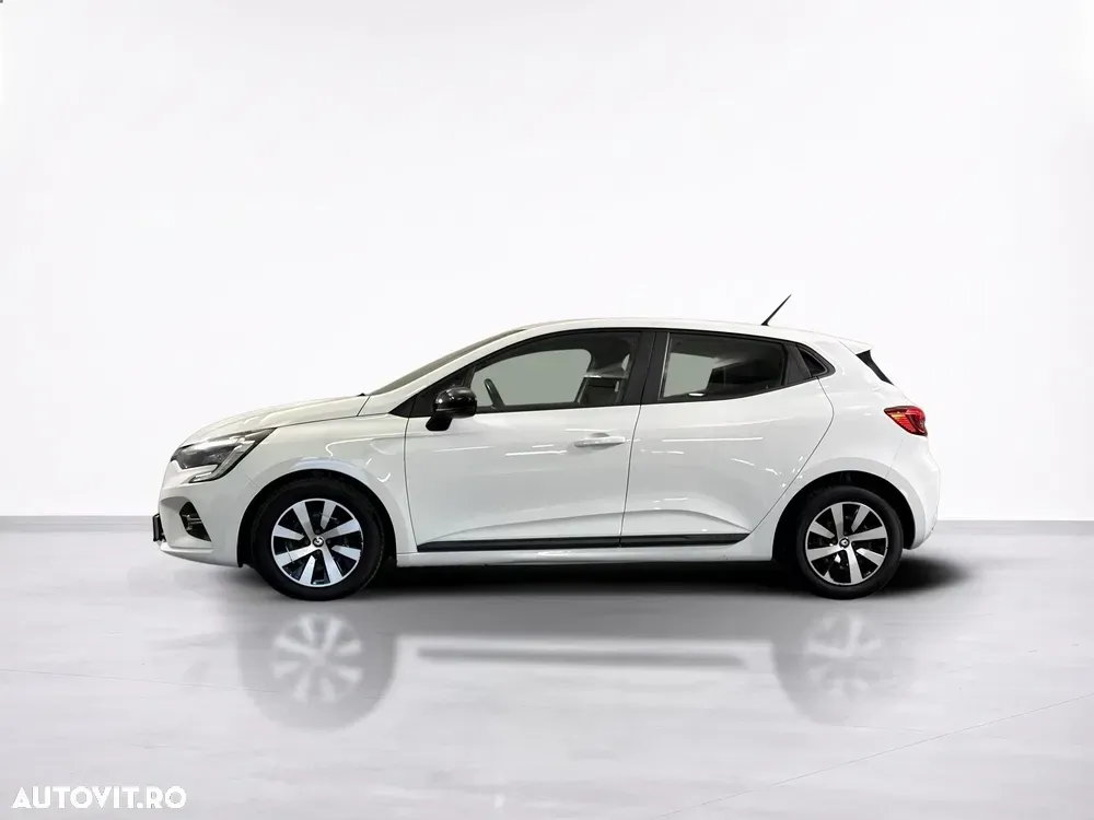 Renault Clio V full hybrid 145 Equilibre — imagine 2