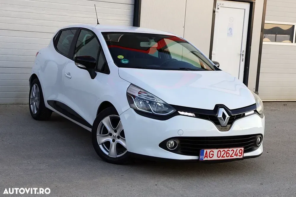 Renault Clio IV [2012 - Energy dCi 90 Start & Stop Dynamique — imagine 3
