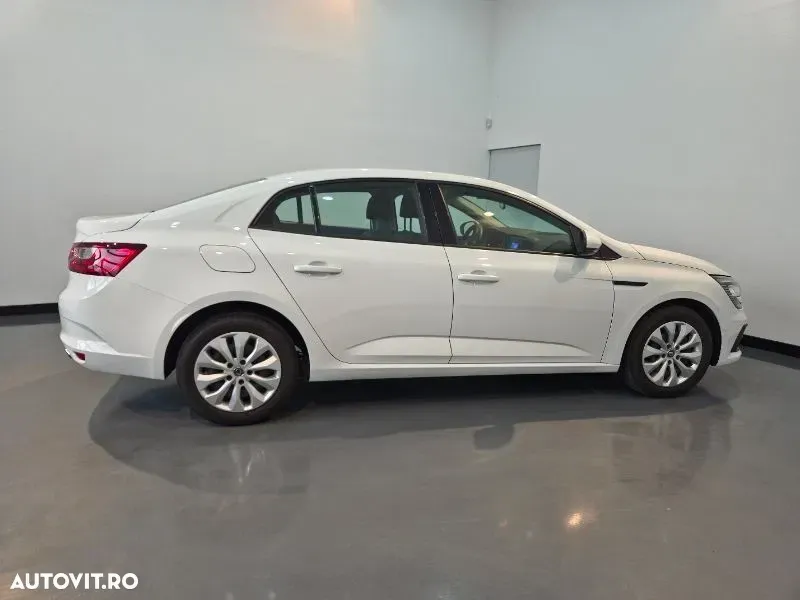 Renault Mégane TCe 114 GPF Life — imagine 4