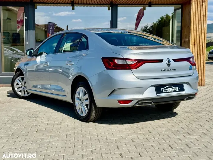 Renault Mégane IV TCe GPF EDC Intens