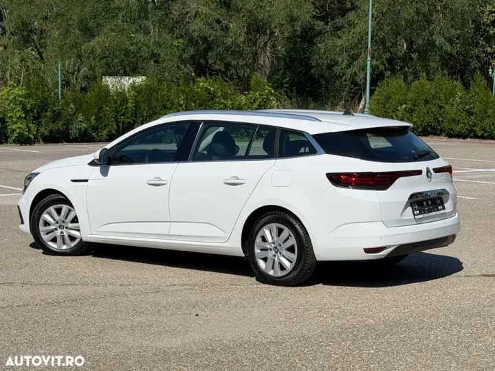 Renault Mégane IV E-TECH 160 BUSINESS EDITION