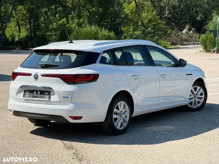 Renault Mégane IV E-TECH 160 BUSINESS EDITION