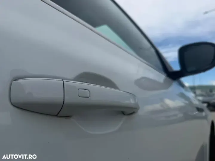 Renault Mégane IV TCe 140 EDC GPF Zen