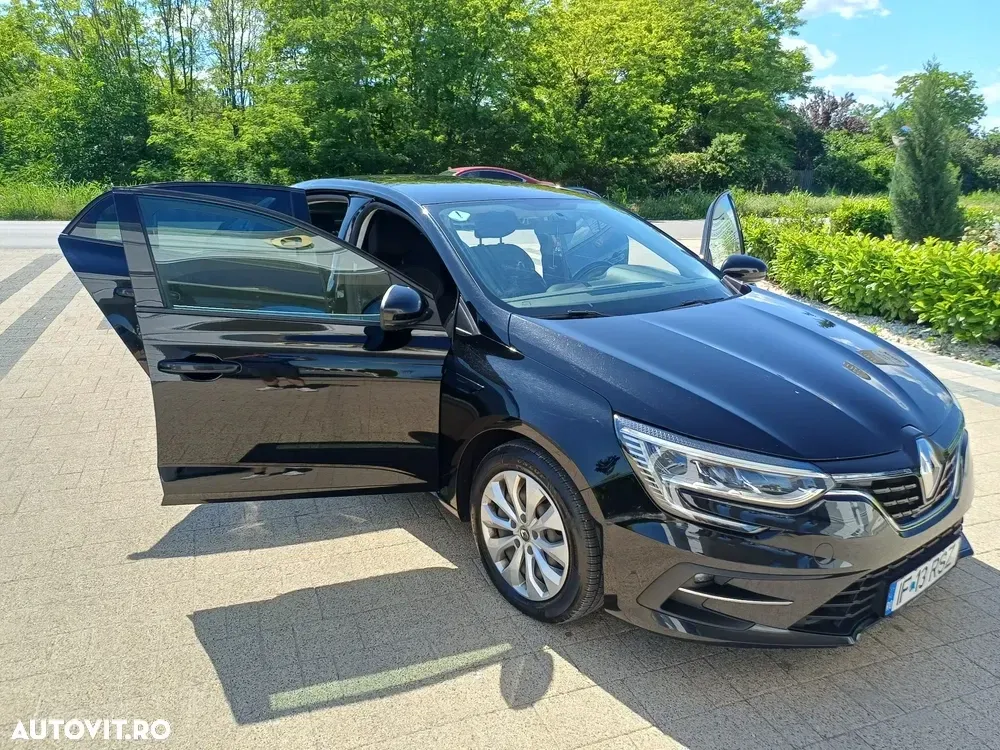 Renault Mégane IV TCE 140 Equilibre — imagine 6
