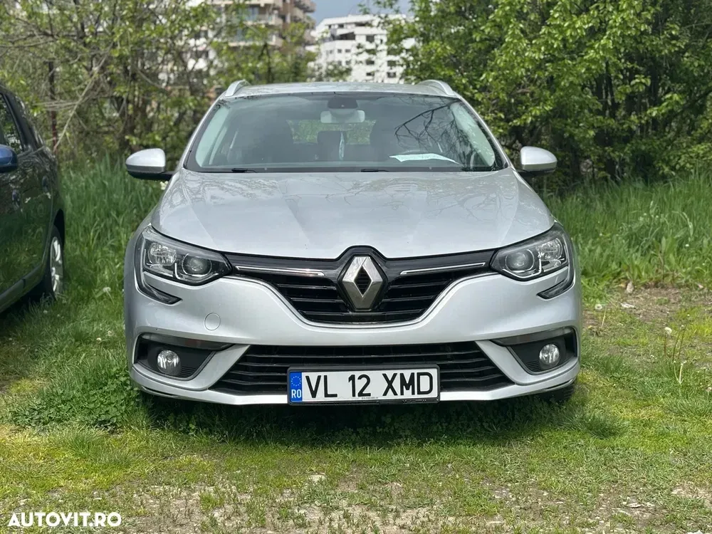 Renault Mégane IV BLUE dCi Business — imagine 2