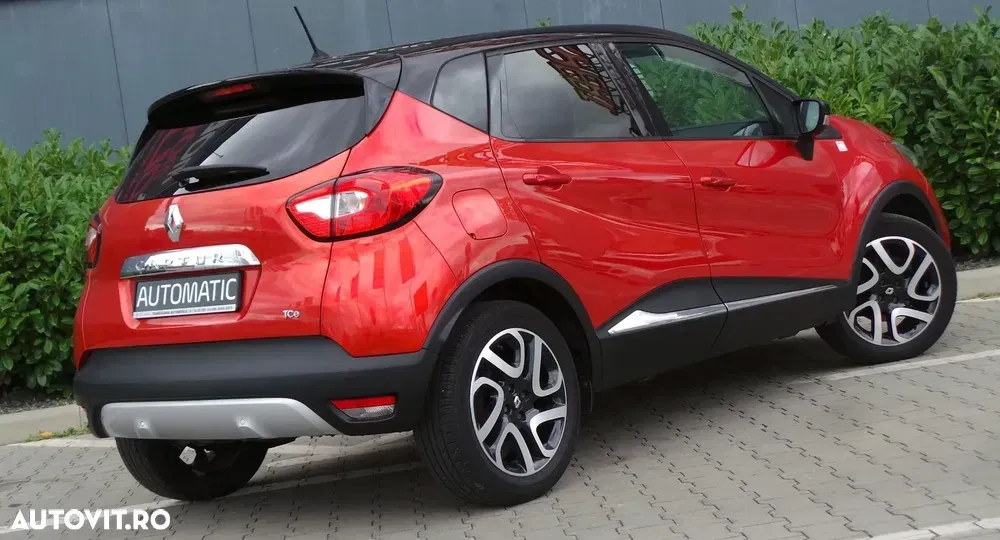 Renault Captur I TCe 120 EDC Helly Hansen — imagine 2