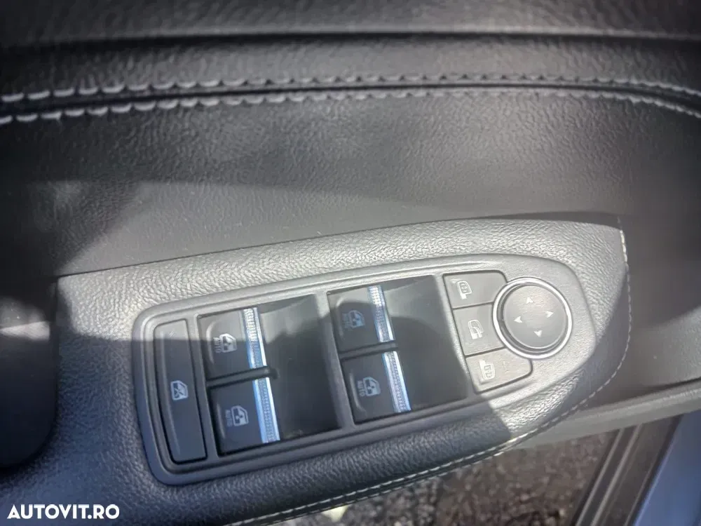 Renault Arkana E-TECH Intens — imagine 6