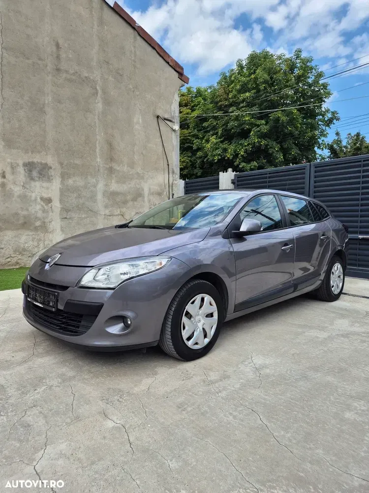 Renault Mégane III 1.5 dCi Expression — imagine 3