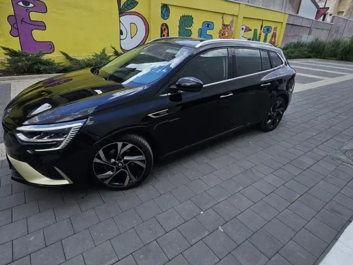Renault Mégane IV TCe 160 GPF EDC GT LINE