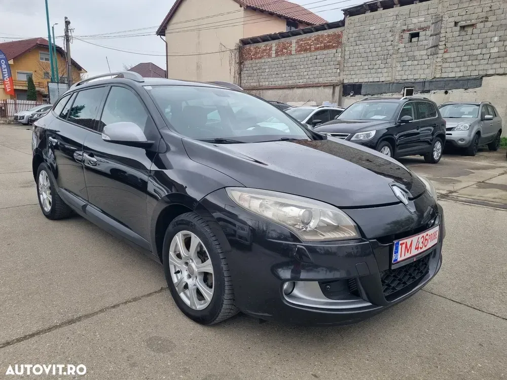 Renault Mégane III Grandtour dCi 130 FAP Luxe — imagine 3