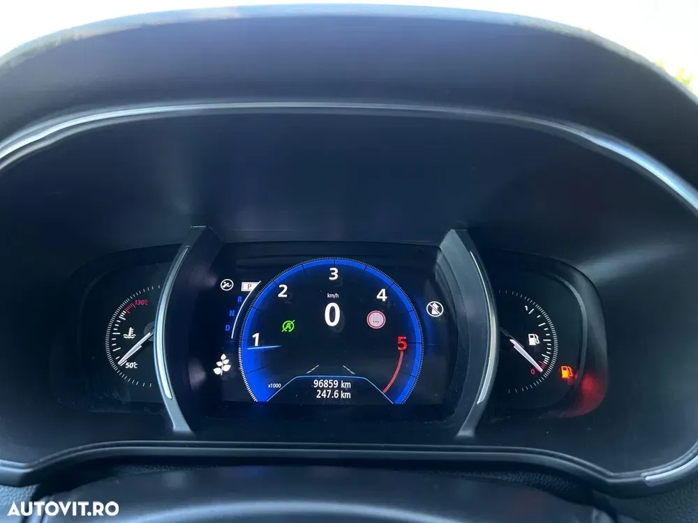 Renault Mégane IV BLUE dCi 115 EDC INTENS — imagine 4