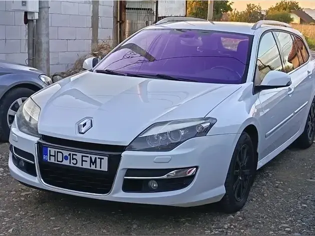 Renault Laguna III dCi 150 FAP Start-Stop Dynamique