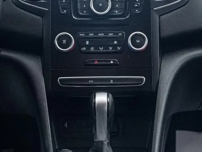Renault Mégane TCe 140 GPF EDC ZEN